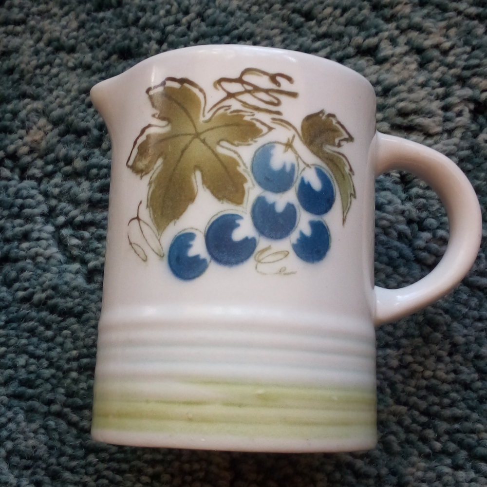 Harmony House Blue Grapes